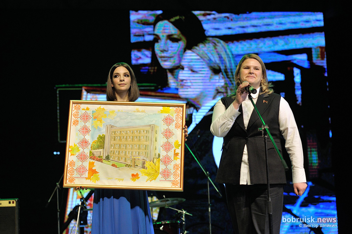 «ФанДОК» отметил 90-летний юбилей