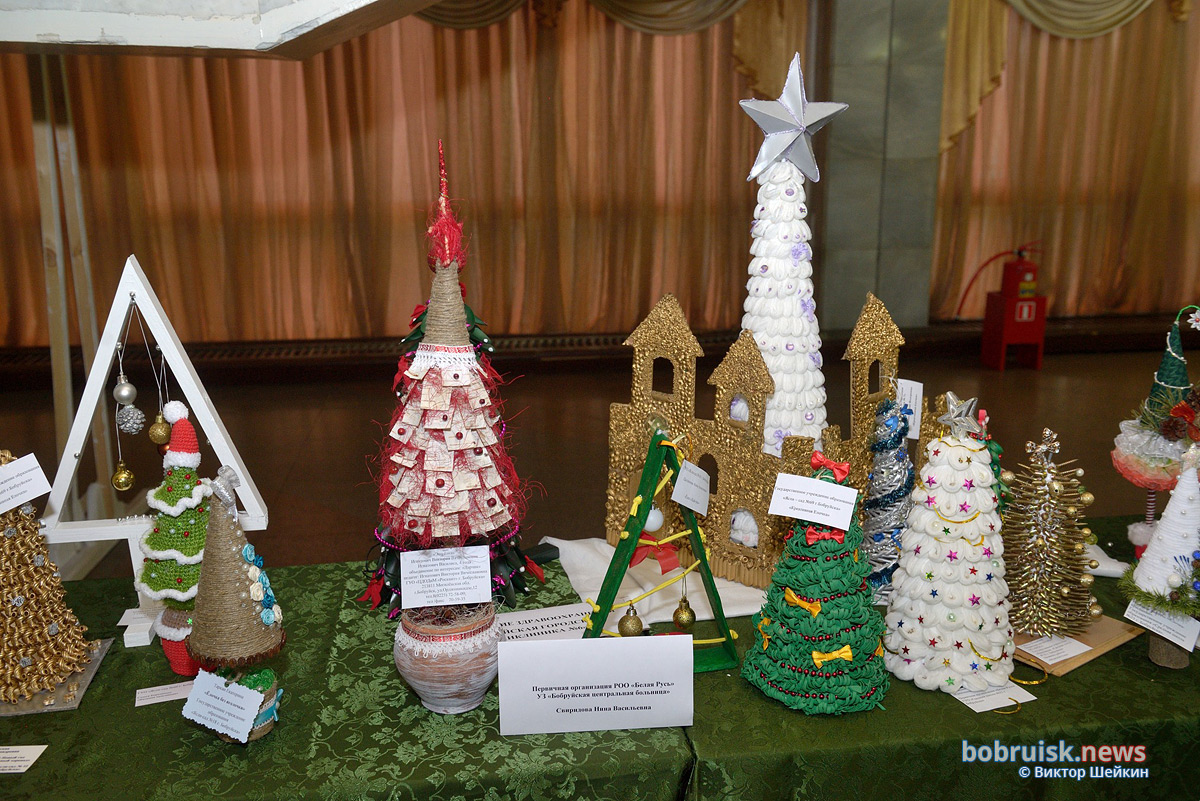 Рождественские чудеса на сцене бобруйского Дворца искусств
