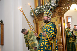 В Бобруйске в день своего небесного покровителя епископ Серафим совершил Божественную литургию