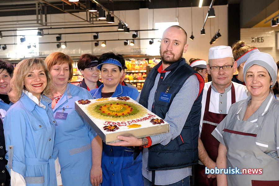 Вакансии в бобруйске на сегодня для женщин. Supermarket: Виталюр nearby Minsk in Belarus. Директор Мясоторга.