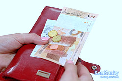 Передается ли коронавирус через деньги?