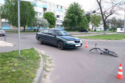 Сбитый велосипедист и машина в заборе. Две аварии в одном районе Бобруйска