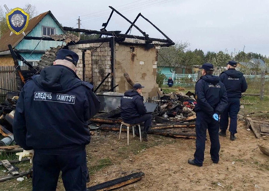 Двое мужчин сгорели на даче в Бобруйском районе