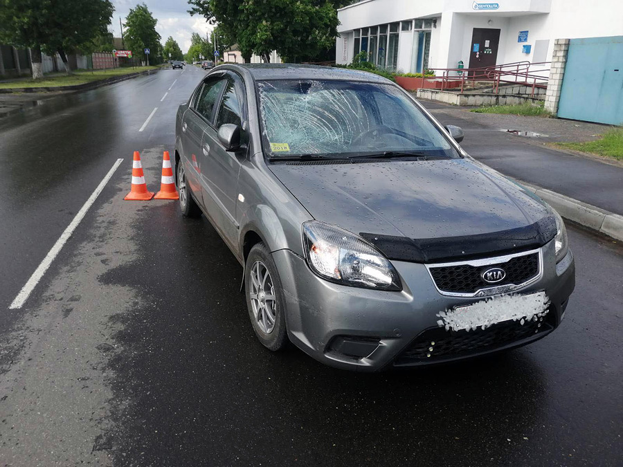 С велосипедом наперерез. В Бобруйске пенсионер попал под машину