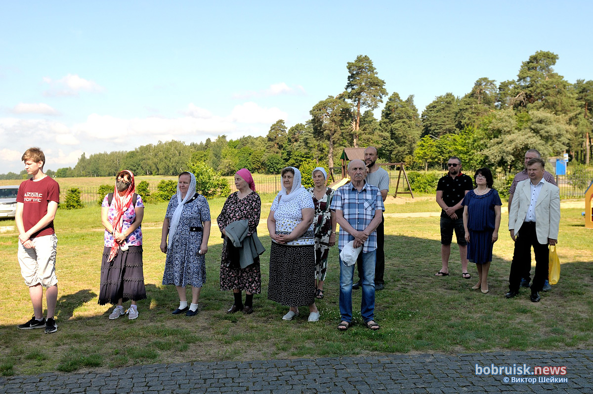 В день горда в Бобруйске в Иверском храме освящены и установлены новые колокола
