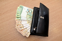 Опрос: Изменился ли ваш доход за последние годы?