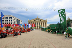 «Бобруйскагромаш» среди гигантов