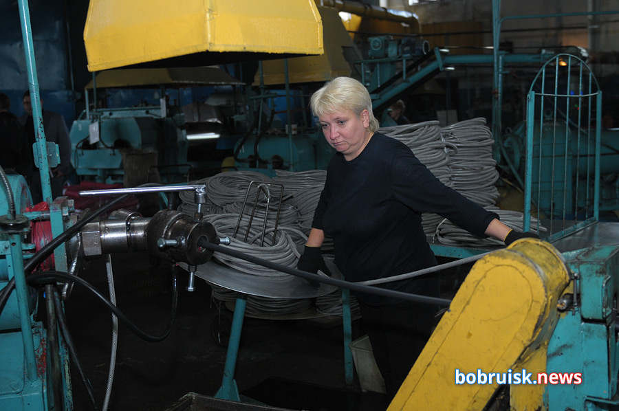 Зачем экономически несостоятельное предприятие Бобруйска набирает работников?