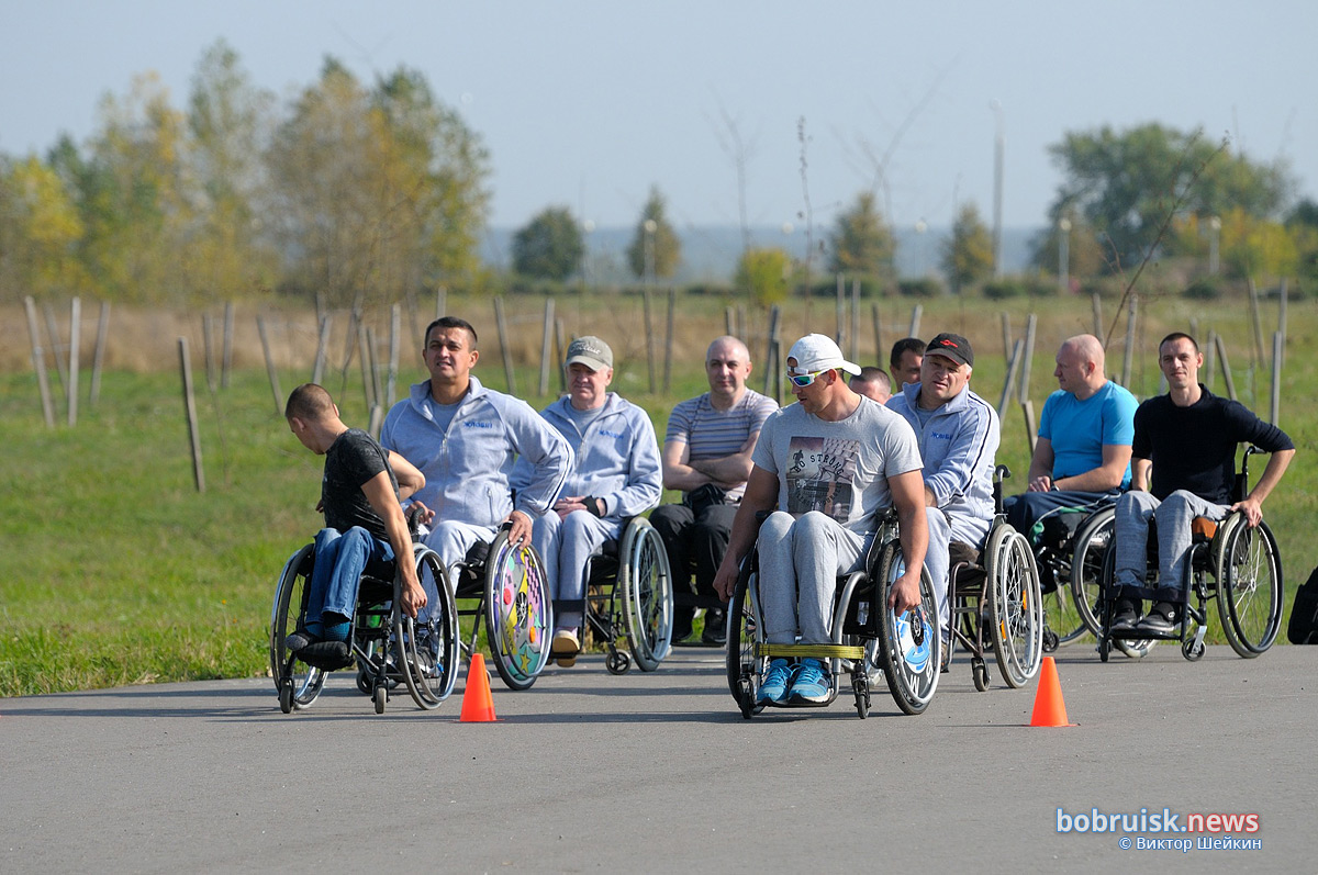 Открытая городская спартакиада среди инвалидов-колясочников в Бобруйске. Фоторепортаж