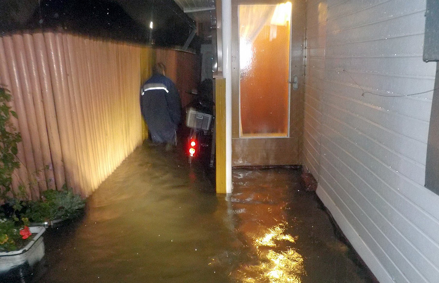 Вчерашний ливень подтопил частные домовладения в Бобруйске