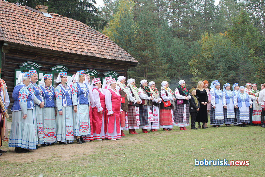 В поселке Глуша под Бобруйском прошел веселый фестиваль
