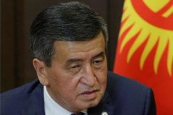 «Не хочу остаться в истории как президент, проливший кровь»: лидер Кыргызстана ушел в отставку