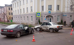 В аварии у стадиона в Бобруйске пострадал ребенок. ГАИ ищет свидетелей