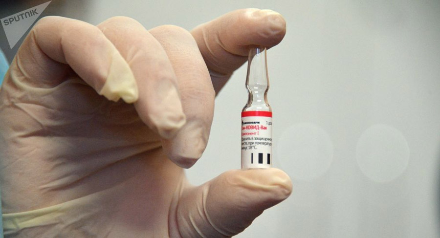 Минздрав рассказал, кто первым получит вакцину от COVID-19 после испытаний