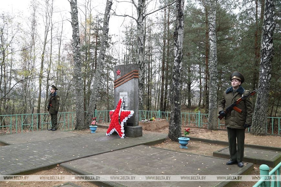 В Бобруйском районе перезахоронили останки девяти красноармейцев