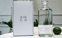 Удивительное изобретение: водка, которую гонят из… воды и воздуха!