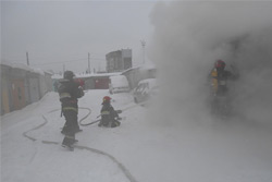 В гараже на Орджоникидзе вспыхнул пожар