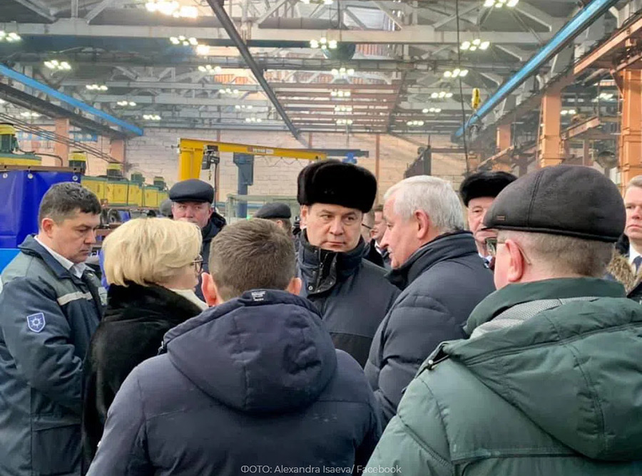 В пятницу, 19 февраля, с рабочей поездкой Бобруйск посетил премьер-министр республики Роман Головченко. Информацию об этом разместила на своей странице в Фейсбуке пресс-секретарь главы правительства Александра Исаева.