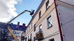 Как часто должны убирать подъезд и куда уходит «коммуналка», которую платят бобруйчане?