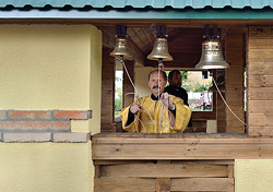 Игуменья с сестрами приглашают в монастырь