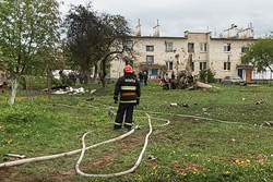 В Барановичах упал самолет (добавлены фото и видео)