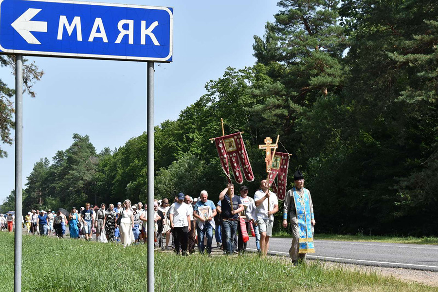 Крестный ход и престольный праздник Ризоположенского храма в Горбацевичах