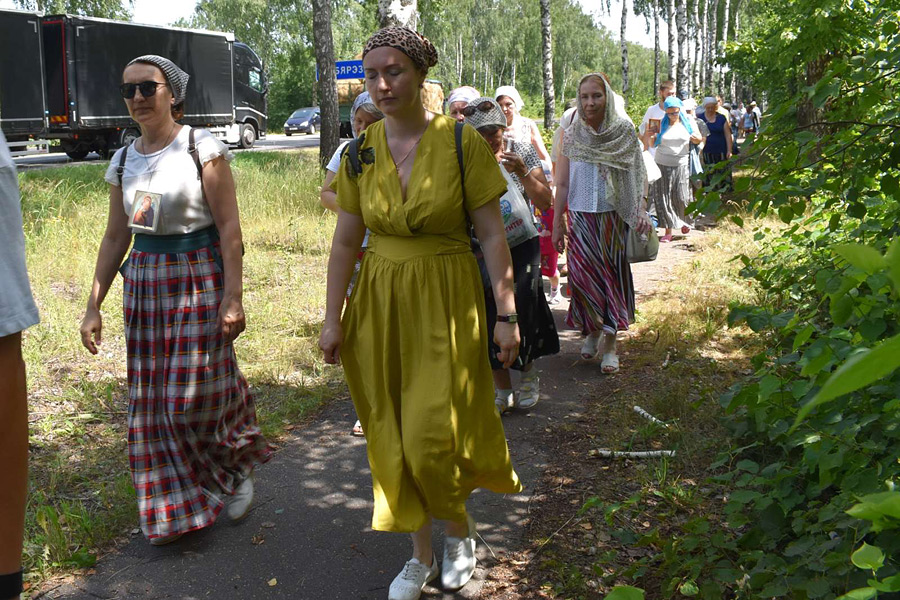 Крестный ход и престольный праздник Ризоположенского храма в Горбацевичах
