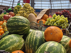 Почем в Бобруйске арбузы и дыни – в магазинах и на рынке. Мы узнали и сравнили