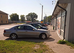 Ситуация в Бобруйске: железным носом в зону пешеходов