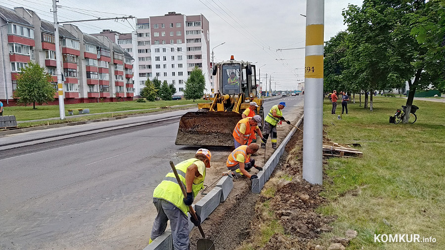 Начался ремонт основного участка проспекта Строителей в Бобруйске