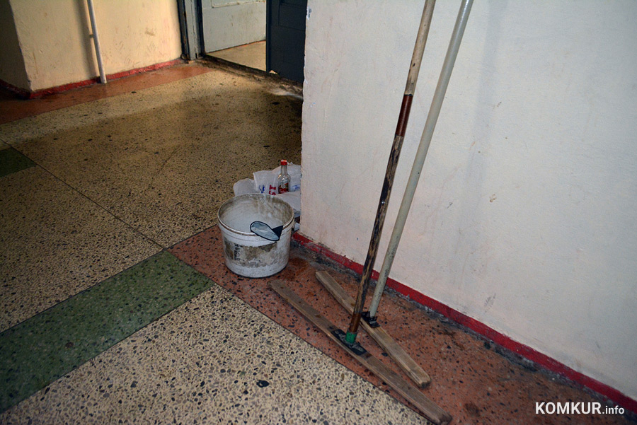 Искать виноватых или решать проблему? «Коммерческий» позвали в общежитие