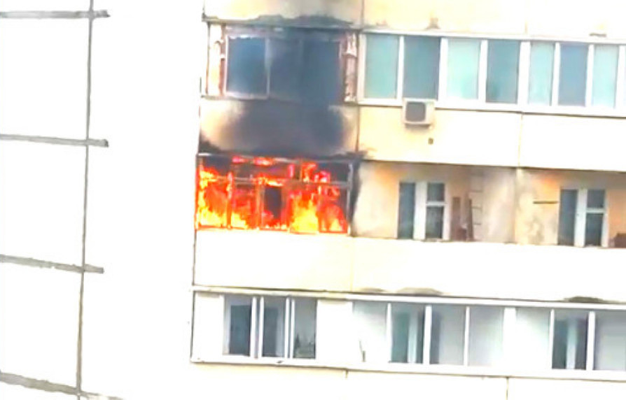 Горящий балкон и крыша в огне – пожары в Бобруйске и на районе