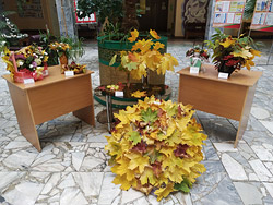 Осенние букеты для мам изготовили в Бобруйской поликлинике №3
