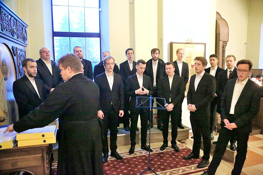 Епископ Серафим совершил Божественную литургию в престольный праздник Никольского кафедрального собора г. Бобруйска