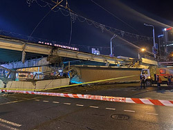 В Минске обрушилась часть моста