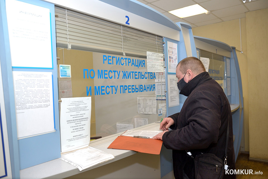 Вплоть до ареста имущества! Как в Бобруйске борются с неплательщиками