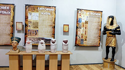 Мумии, рептилии, комедии, коньки… – в Бобруйске есть куда сходить