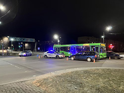 В Бобруйске автобус с пассажирами попал в ДТП