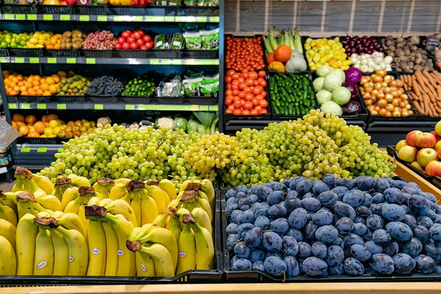 В гипермаркете Бобруйска рухнули до 60% цены на продукты