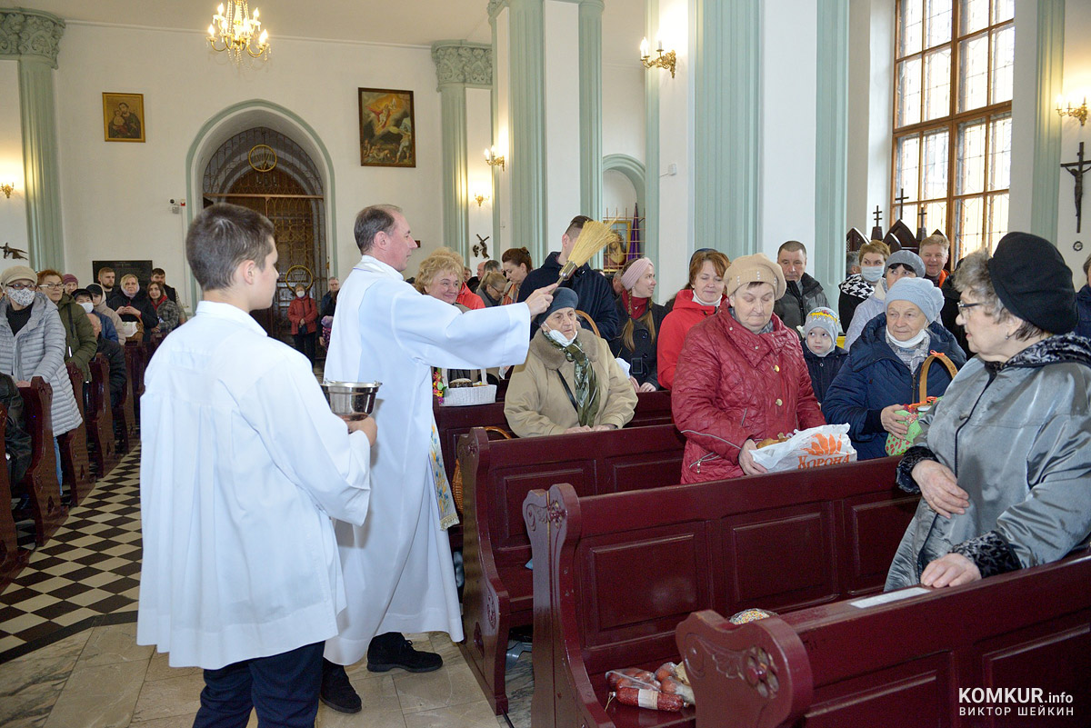 Великая Суббота: католики Бобруйска готовятся к празднованию Пасхи