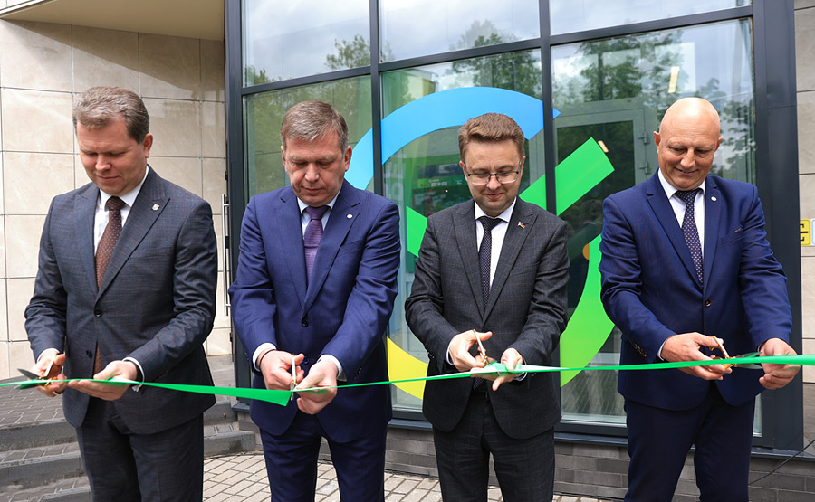 Без касс и бумаги: «Сбер Банк» открыл в Бобруйске офис под новым брендом
