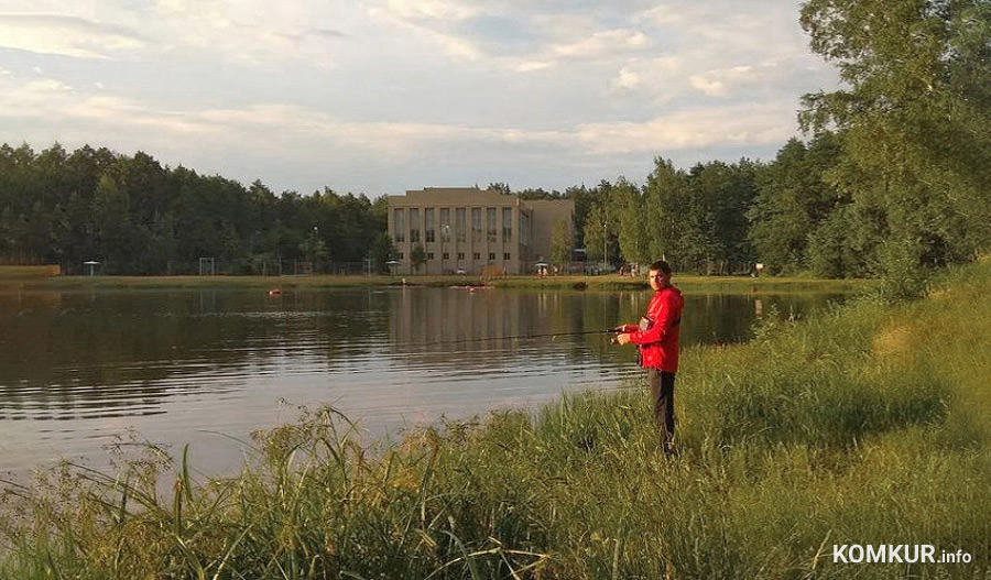 11-летний мальчик, отдыхающий в санатории «Шинник», поймал рядом в озере 6-килограмового карпа!