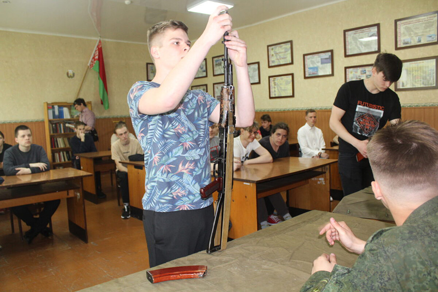 План проведения военных сборов для юношей десятиклассников на базе школы