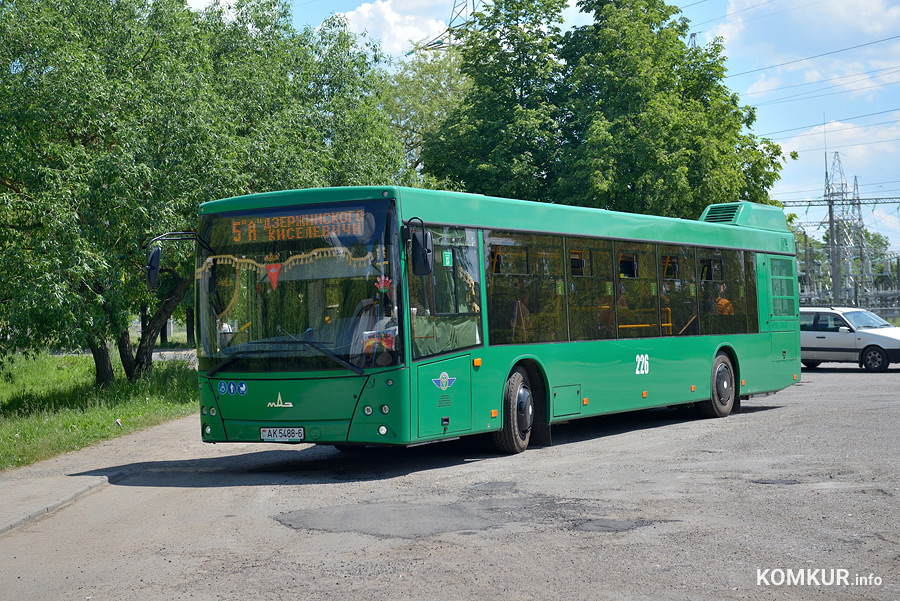 Бобруйчане заметили, что на городских маршрутах недавно появились новенькие зеленые автобусы.