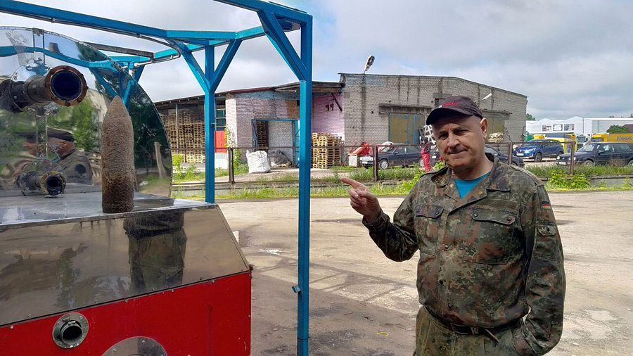 Утром в пятницу, 3 июня, в промзоне на улице Гоголя нашли снаряд. Предположительно, артиллерийский.