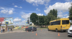 В Бобруйске в аварию попала маршрутка с пассажирами