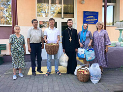 В круглосуточном приюте для пожилых в Бобруйске побывали гости