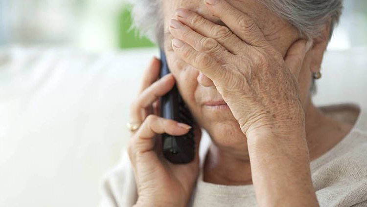 По информации Следственного комитета, вечером 26 августа 84-летняя жительница Гродно передала курьеру телефонных мошенников более 534 тысяч рублей.