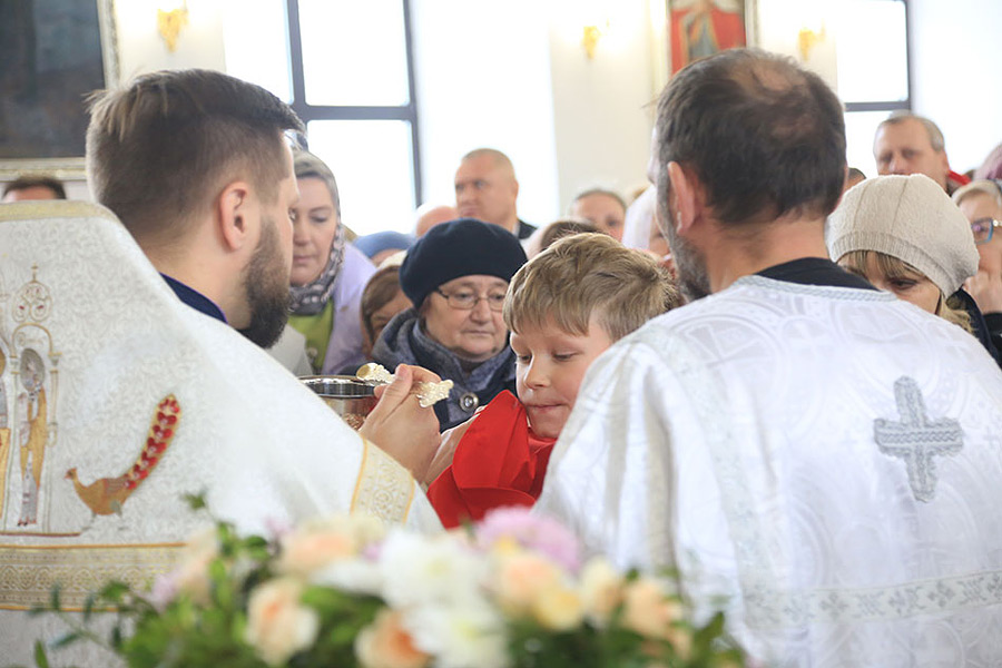 В Бобруйске прошли торжественные богослужения в день 200-летия со дня основания собора Святого Александра Невского женского монастыря г. Бобруйска (фоторепортаж)