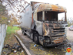 Эксперты установили причину пожара в грузовом автомобиле в Бобруйском районе